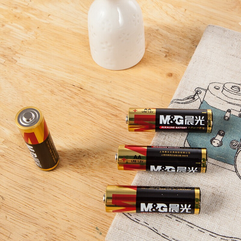 晨光碱性电池5号(4粒收缩)ARC92558（1卡）